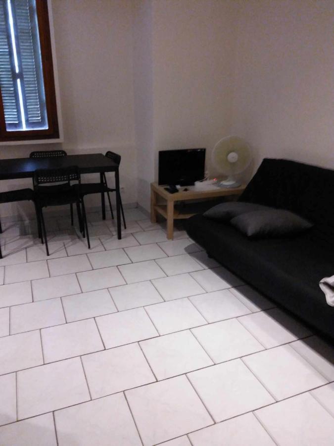 Soappartement La Seyne-sur-Mer Buitenkant foto